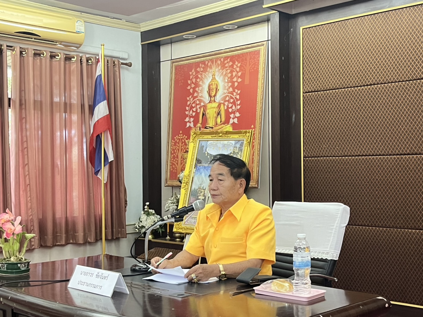 วันอังคารที่ 3 ธันวาคม 2567 เวลา 10.00 น. ณ ห้องประชุมเทศบาลตำบลหาดคำ นายถาวร ชัยจันทร์ นายกเทศมนตรีตำบลหาดคำ เป็นประธานเปิดการประชุมพิจารณาร่างแผนพัฒนาท้องถิ่น (พ.ศ. ๒๕๖๖ -๒๕๗๐) เพิ่มเติม/เปลี่ยนแปลง ประจำปีงบประมาณ พ.ศ. ๒๕๖๘ ของเทศบาลตำบลหาดคำ