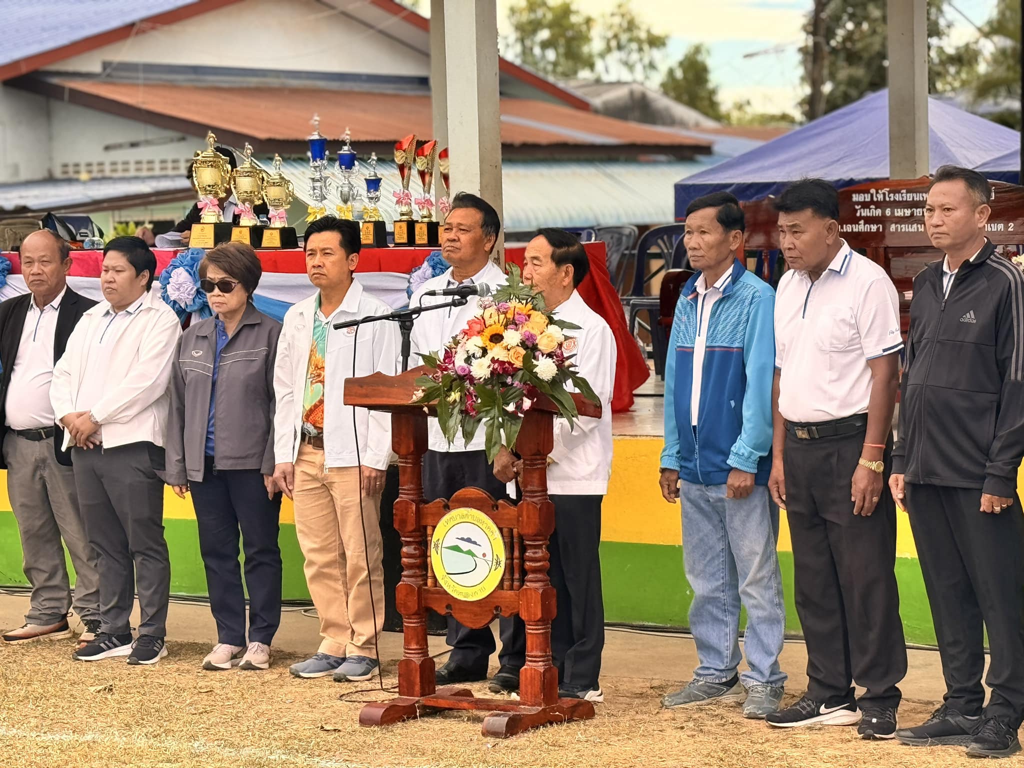วันอาทิตย์ ที่ 15 ธันวาคม 2567 ณ สนามกีฬาโรงเรียนเหล่าฝ้ายผดุงวิทย์ นายถาวร ชัยจันทร์ นายกเทศมนตรีตำบลหาดคำ ประธานพิธีเปิดงานการจัดแข่งขันกีฬาต้านยาเสพติด