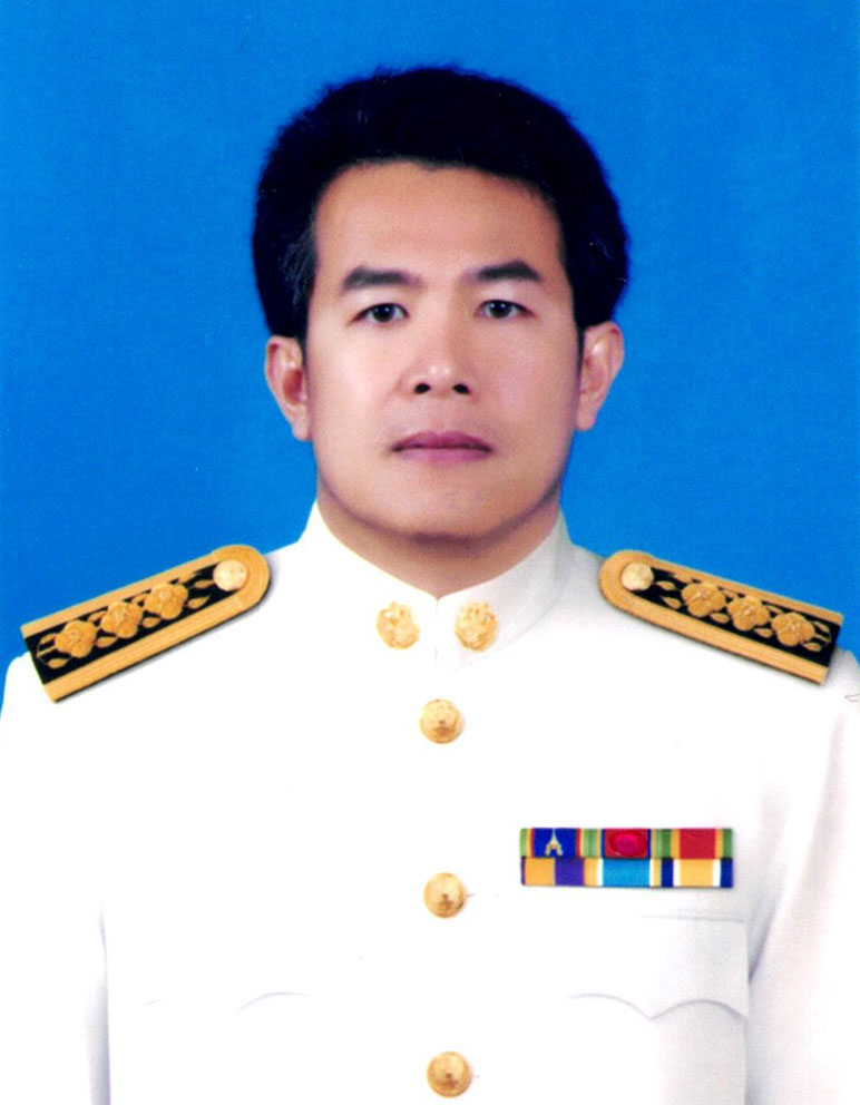 นายพุฒิกานต์ วิภักดิ์